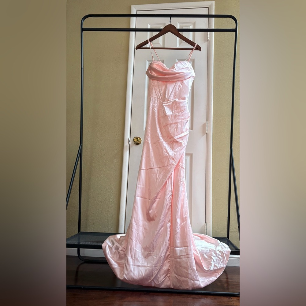 Elegant Pink Strapless Gown